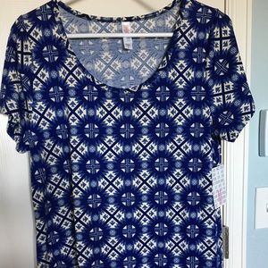 M Lularoe Classic Tee, NWT